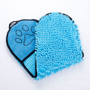 Super Absorbent Chenille Dog Bathrobe Towel with Double Pockets